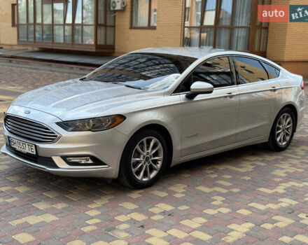 Сірий Форд Фьюжен, об'ємом двигуна 2 л та пробігом 100 тис. км за 14500 $, фото 1 на Automoto.ua