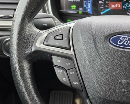 Серый Форд Фьюжн, объемом двигателя 2 л и пробегом 120 тыс. км за 15800 $, фото 43 на Automoto.ua