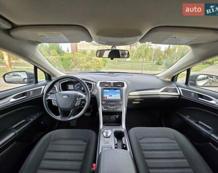 Серый Форд Фьюжн, объемом двигателя 2 л и пробегом 120 тыс. км за 15800 $, фото 39 на Automoto.ua