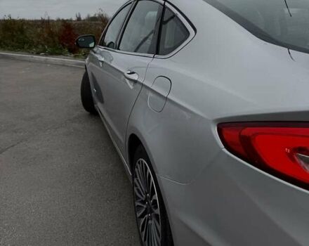 Серый Форд Фьюжн, объемом двигателя 2 л и пробегом 117 тыс. км за 16400 $, фото 2 на Automoto.ua