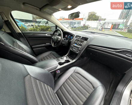 Серый Форд Фьюжн, объемом двигателя 2 л и пробегом 145 тыс. км за 16000 $, фото 22 на Automoto.ua