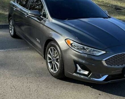 Серый Форд Фьюжн, объемом двигателя 2 л и пробегом 94 тыс. км за 13600 $, фото 3 на Automoto.ua