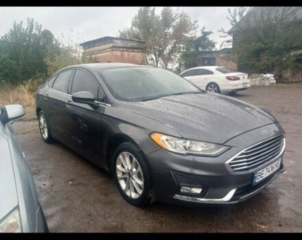 Серый Форд Фьюжн, объемом двигателя 1.5 л и пробегом 177 тыс. км за 11600 $, фото 1 на Automoto.ua