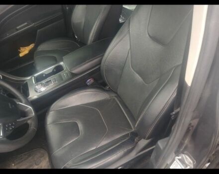 Серый Форд Фьюжн, объемом двигателя 1.5 л и пробегом 177 тыс. км за 11600 $, фото 5 на Automoto.ua