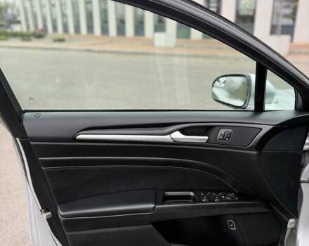 Серый Форд Фьюжн, объемом двигателя 2 л и пробегом 117 тыс. км за 16400 $, фото 15 на Automoto.ua