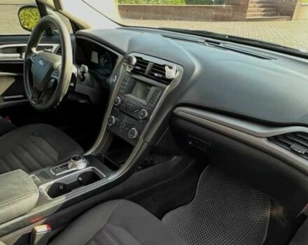 Сірий Форд Фьюжен, об'ємом двигуна 2.5 л та пробігом 185 тис. км за 12500 $, фото 7 на Automoto.ua