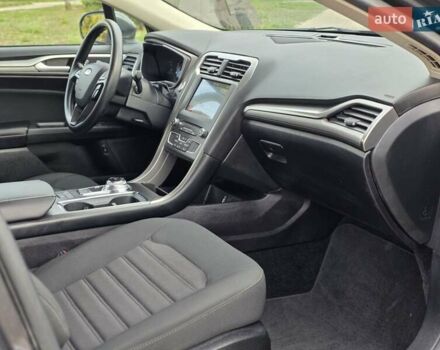 Серый Форд Фьюжн, объемом двигателя 2 л и пробегом 120 тыс. км за 15800 $, фото 34 на Automoto.ua