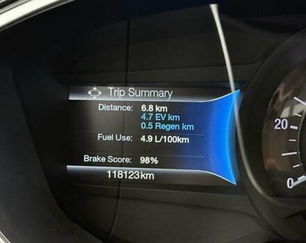 Серый Форд Фьюжн, объемом двигателя 2 л и пробегом 117 тыс. км за 16400 $, фото 39 на Automoto.ua