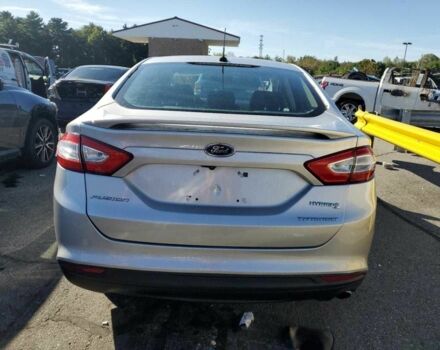 Серый Форд Фьюжн, объемом двигателя 0 л и пробегом 71 тыс. км за 9000 $, фото 5 на Automoto.ua