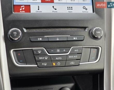 Серый Форд Фьюжн, объемом двигателя 2 л и пробегом 120 тыс. км за 15800 $, фото 47 на Automoto.ua