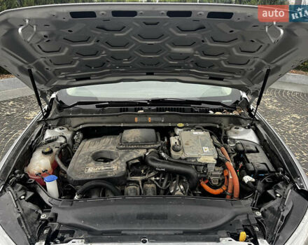 Сірий Форд Фьюжен, об'ємом двигуна 2 л та пробігом 68 тис. км за 14500 $, фото 6 на Automoto.ua