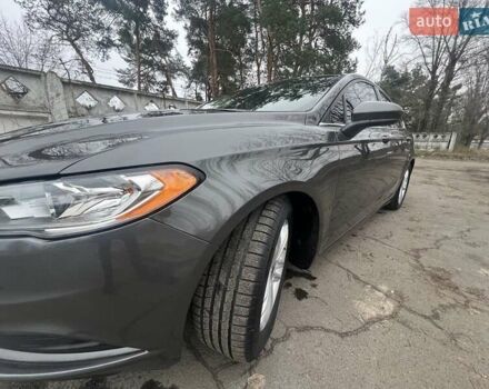 Сірий Форд Фьюжен, об'ємом двигуна 2 л та пробігом 159 тис. км за 14900 $, фото 2 на Automoto.ua