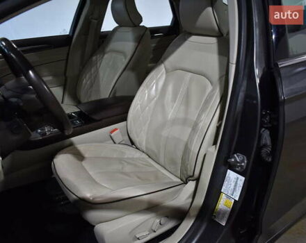 Серый Форд Фьюжн, объемом двигателя 2 л и пробегом 117 тыс. км за 3700 $, фото 11 на Automoto.ua