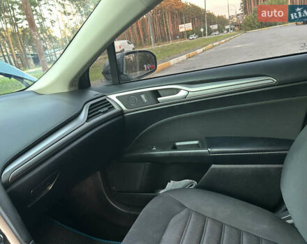 Серый Форд Фьюжн, объемом двигателя 2 л и пробегом 132 тыс. км за 14000 $, фото 27 на Automoto.ua