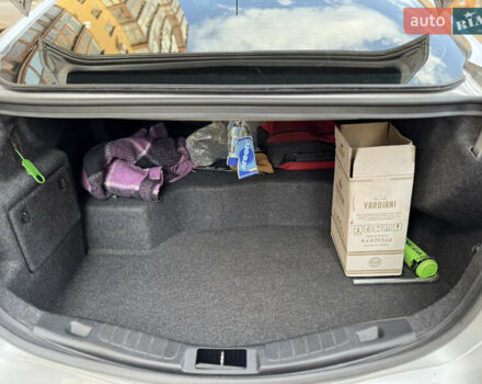 Сірий Форд Фьюжен, об'ємом двигуна 2 л та пробігом 100 тис. км за 14500 $, фото 44 на Automoto.ua