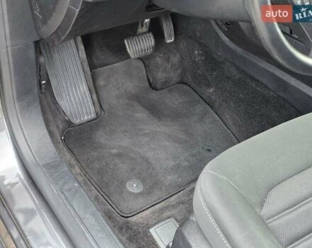 Серый Форд Фьюжн, объемом двигателя 2 л и пробегом 120 тыс. км за 15800 $, фото 31 на Automoto.ua