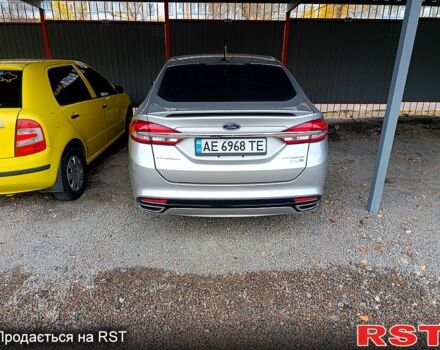 Сірий Форд Фьюжен, об'ємом двигуна 2 л та пробігом 121 тис. км за 13500 $, фото 3 на Automoto.ua