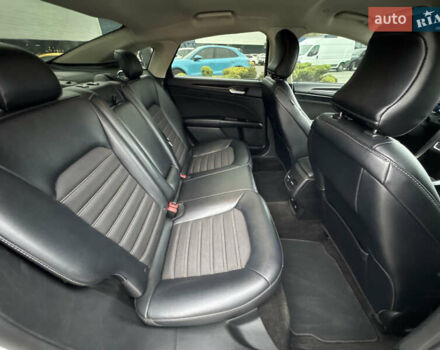 Серый Форд Фьюжн, объемом двигателя 2 л и пробегом 145 тыс. км за 16000 $, фото 20 на Automoto.ua