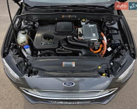 Серый Форд Фьюжн, объемом двигателя 2 л и пробегом 120 тыс. км за 15800 $, фото 15 на Automoto.ua