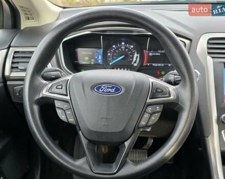 Серый Форд Фьюжн, объемом двигателя 2 л и пробегом 120 тыс. км за 15800 $, фото 41 на Automoto.ua