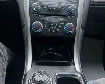 Сірий Форд Фьюжен, об'ємом двигуна 2 л та пробігом 159 тис. км за 14900 $, фото 30 на Automoto.ua