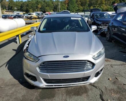 Серый Форд Фьюжн, объемом двигателя 0 л и пробегом 71 тыс. км за 9000 $, фото 4 на Automoto.ua