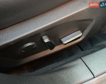 Сірий Форд Фьюжен, об'ємом двигуна 2 л та пробігом 68 тис. км за 17780 $, фото 28 на Automoto.ua