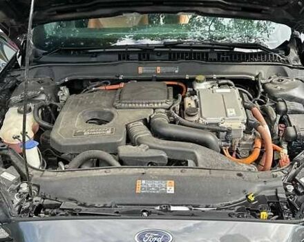 Серый Форд Фьюжн, объемом двигателя 2 л и пробегом 75 тыс. км за 18500 $, фото 2 на Automoto.ua