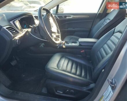 Сірий Форд Фьюжен, об'ємом двигуна 1.5 л та пробігом 152 тис. км за 1800 $, фото 6 на Automoto.ua