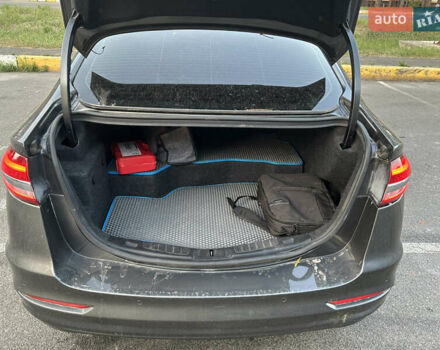 Серый Форд Фьюжн, объемом двигателя 2 л и пробегом 132 тыс. км за 14000 $, фото 23 на Automoto.ua