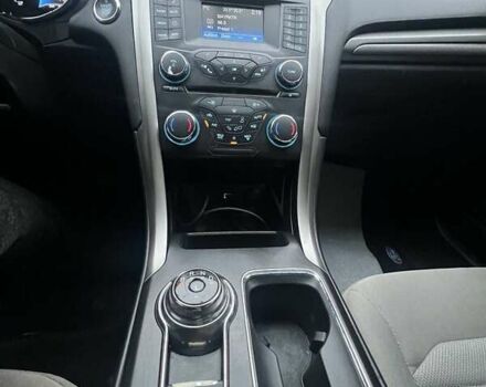 Сірий Форд Фьюжен, об'ємом двигуна 2 л та пробігом 159 тис. км за 14900 $, фото 25 на Automoto.ua