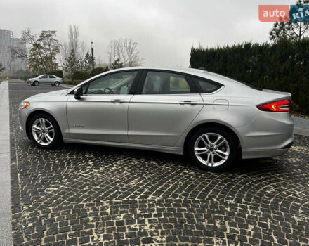 Сірий Форд Фьюжен, об'ємом двигуна 2 л та пробігом 68 тис. км за 14500 $, фото 22 на Automoto.ua