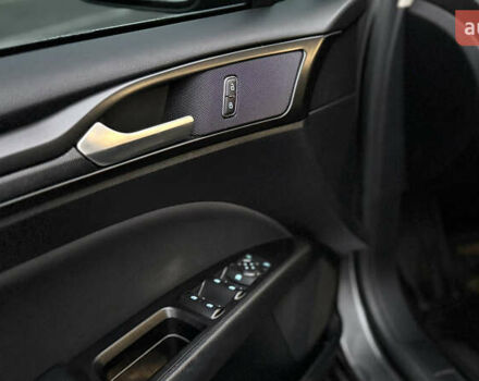 Серый Форд Фьюжн, объемом двигателя 1.5 л и пробегом 112 тыс. км за 13900 $, фото 12 на Automoto.ua