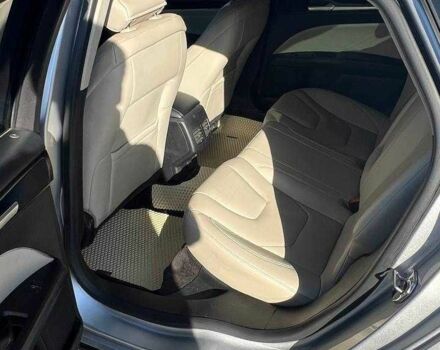 Серый Форд Фьюжн, объемом двигателя 2 л и пробегом 125 тыс. км за 14400 $, фото 12 на Automoto.ua