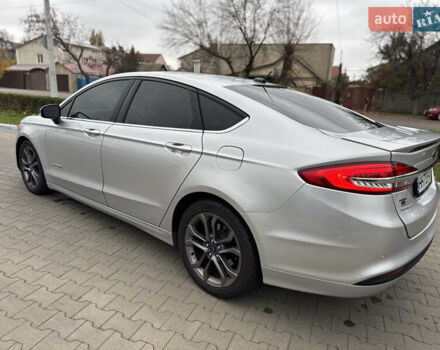 Серый Форд Фьюжн, объемом двигателя 2 л и пробегом 145 тыс. км за 16000 $, фото 7 на Automoto.ua