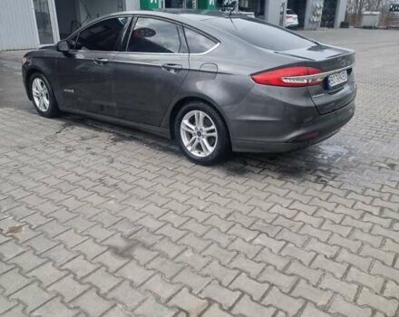 Сірий Форд Фьюжен, об'ємом двигуна 2 л та пробігом 111 тис. км за 13350 $, фото 1 на Automoto.ua