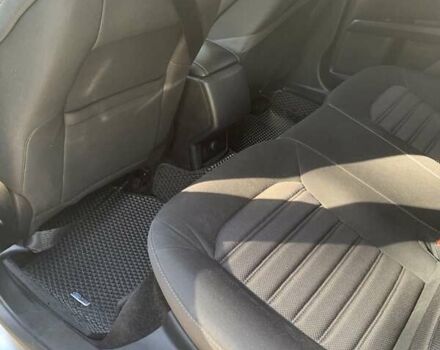 Форд Фьюжн 2018 в Черкассах на Automoto.ua Серый Форд Фьюжн, объемом двигателя 2.49 л и пробегом 125 тыс. км за 12950 $, фото 41 на Automoto.ua