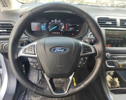 Сірий Форд Фьюжен, об'ємом двигуна 1.5 л та пробігом 131 тис. км за 12000 $, фото 4 на Automoto.ua