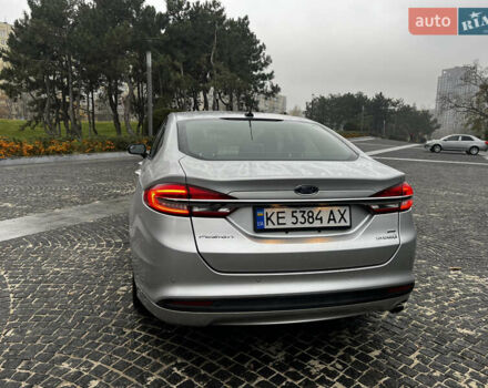 Сірий Форд Фьюжен, об'ємом двигуна 2 л та пробігом 68 тис. км за 14500 $, фото 20 на Automoto.ua