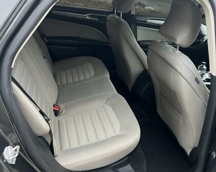 Сірий Форд Фьюжен, об'ємом двигуна 2 л та пробігом 159 тис. км за 14900 $, фото 27 на Automoto.ua