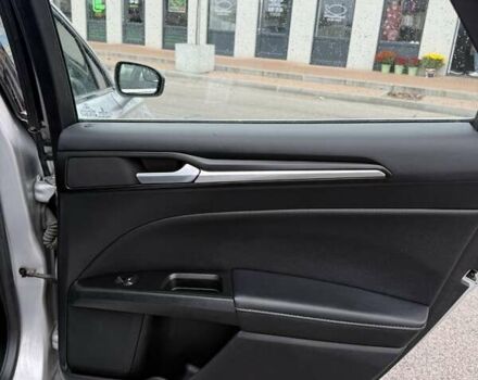 Серый Форд Фьюжн, объемом двигателя 2 л и пробегом 117 тыс. км за 16400 $, фото 16 на Automoto.ua