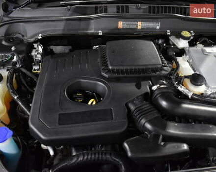 Серый Форд Фьюжн, объемом двигателя 2 л и пробегом 117 тыс. км за 3700 $, фото 21 на Automoto.ua