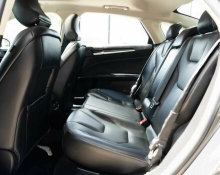 Сірий Форд Фьюжен, об'ємом двигуна 2 л та пробігом 50 тис. км за 14200 $, фото 10 на Automoto.ua