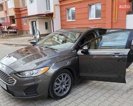 Форд Фьюжен 2019 у Тернополі на Automoto.ua Сірий Форд Фьюжен, об'ємом двигуна 2.49 л та пробігом 70 тис. км за 14800 $, фото 29 на Automoto.ua