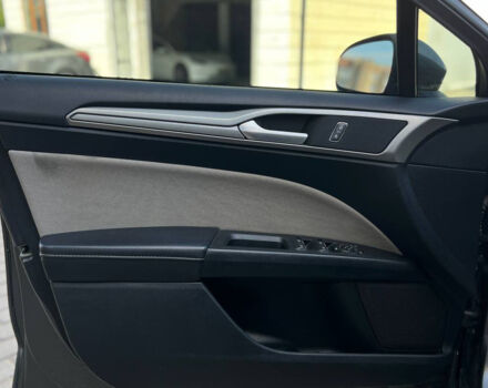 Серый Форд Фьюжн, объемом двигателя 2.5 л и пробегом 33 тыс. км за 15200 $, фото 6 на Automoto.ua