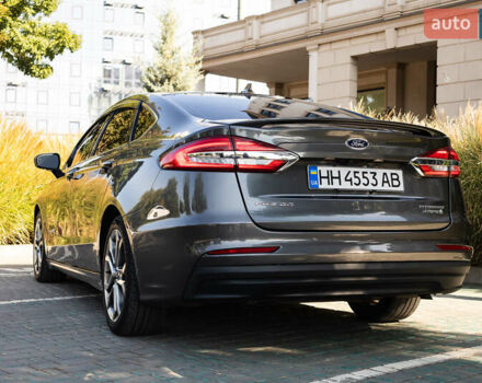 Форд Фьюжн 2019 в Одессе на Automoto.ua Серый Форд Фьюжн, объемом двигателя 2 л и пробегом 120 тыс. км за 16500 $, фото 2 на Automoto.ua