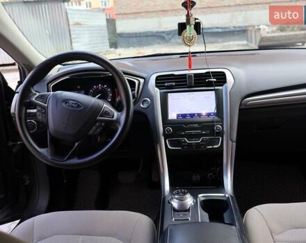 Форд Фьюжен 2019 у Тернополі на Automoto.ua Сірий Форд Фьюжен, об'ємом двигуна 2.49 л та пробігом 70 тис. км за 14800 $, фото 41 на Automoto.ua