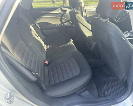 Сірий Форд Фьюжен, об'ємом двигуна 2 л та пробігом 142 тис. км за 15700 $, фото 7 на Automoto.ua