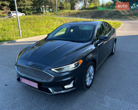 Форд Фьюжен 2019 у Львові на Automoto.ua Сірий Форд Фьюжен, об'ємом двигуна 2 л та пробігом 200 тис. км за 18900 $, фото 3 на Automoto.ua