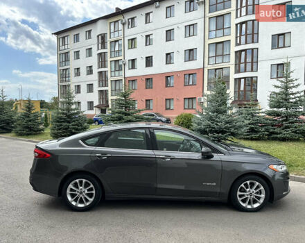 Серый Форд Фьюжн, объемом двигателя 2 л и пробегом 68 тыс. км за 15999 $, фото 9 на Automoto.ua